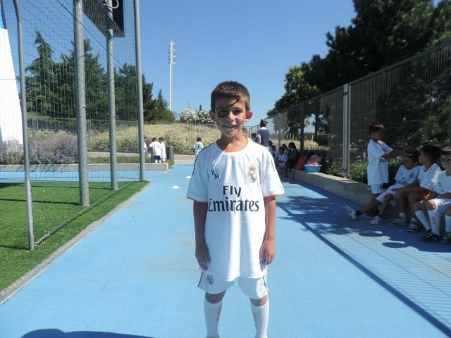 Peque futbolista.jpg